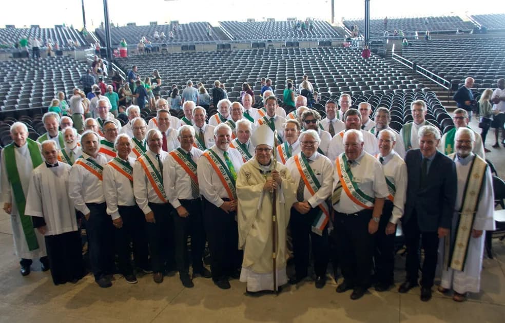 AOH Milwaukee brothers serving at the traditional Sunday morning Liturgy for Peace and Justice at Irish Fest